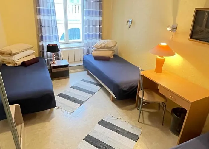 Reval Hostel ホステル *